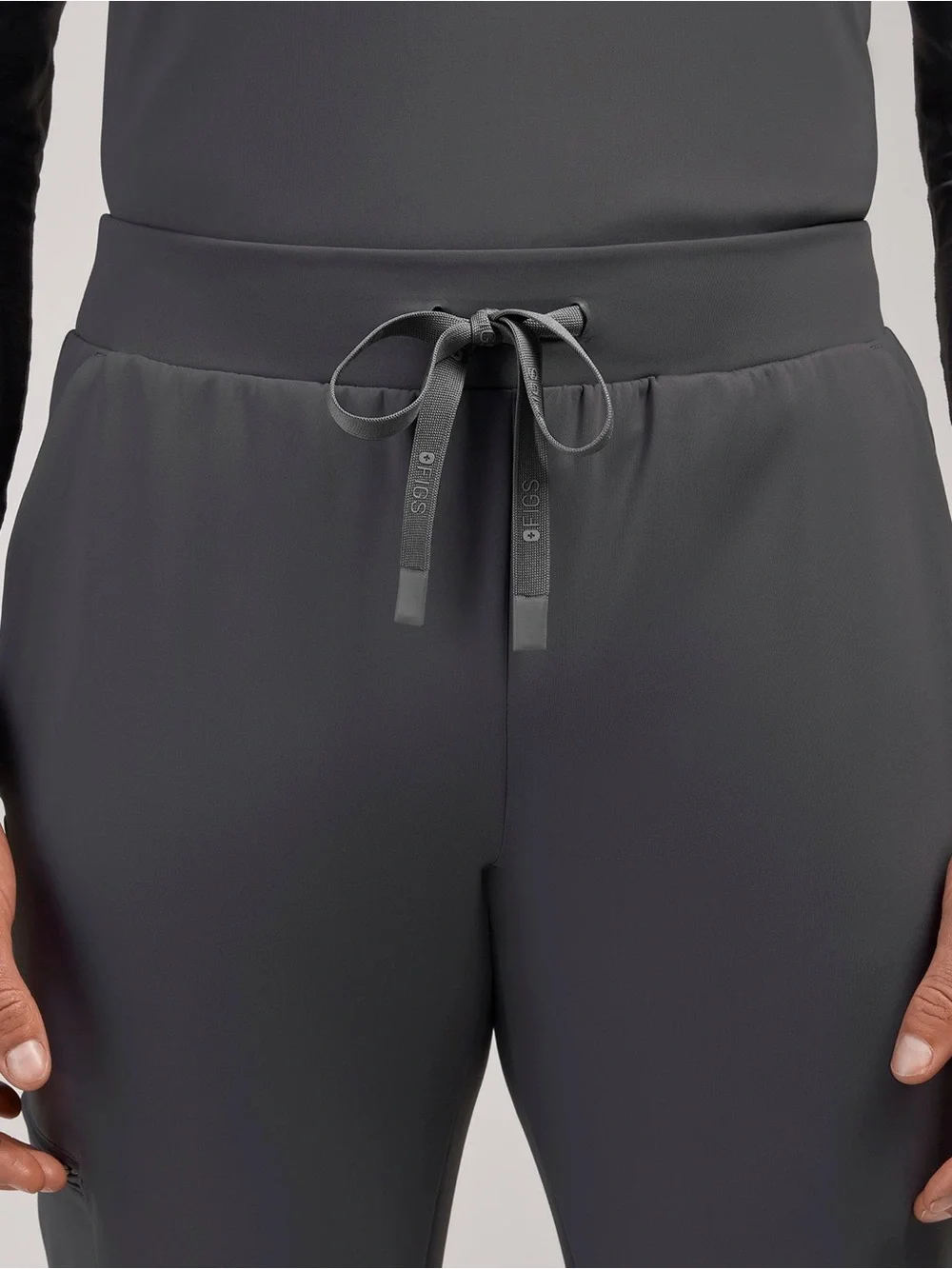 FIGS FORMx Men’s Norris Straight Leg Scrub Pant in Charcoal Size Small NWT